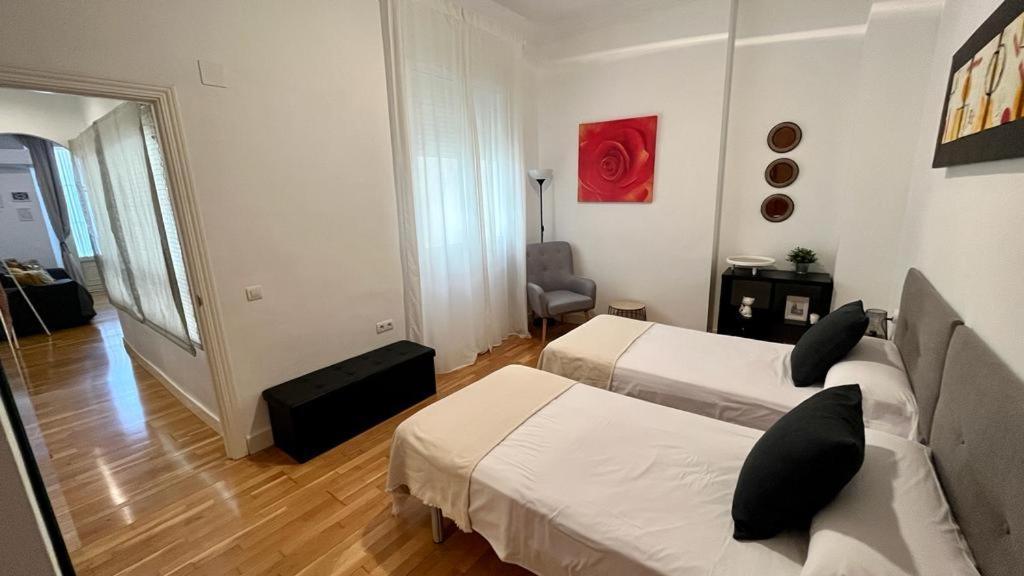 Picassia Home Malaga Center מראה חיצוני תמונה
